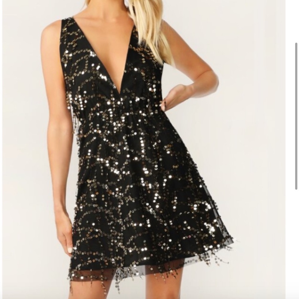 Sequin Open Back V-Neck Dress - Picture 3 of 6